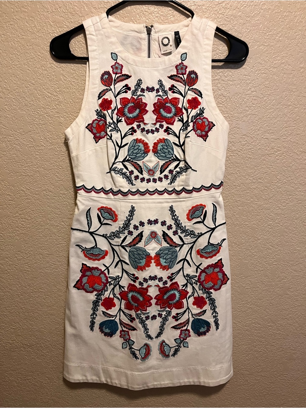 Anthropologie Akemi + Kin White Embroidered Floral Sheath Dress - Red & Teal